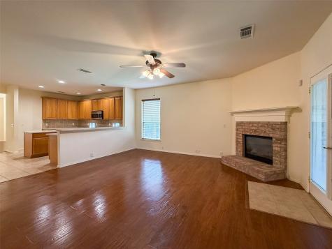 6820 Algarve Drive Denton TX 76210