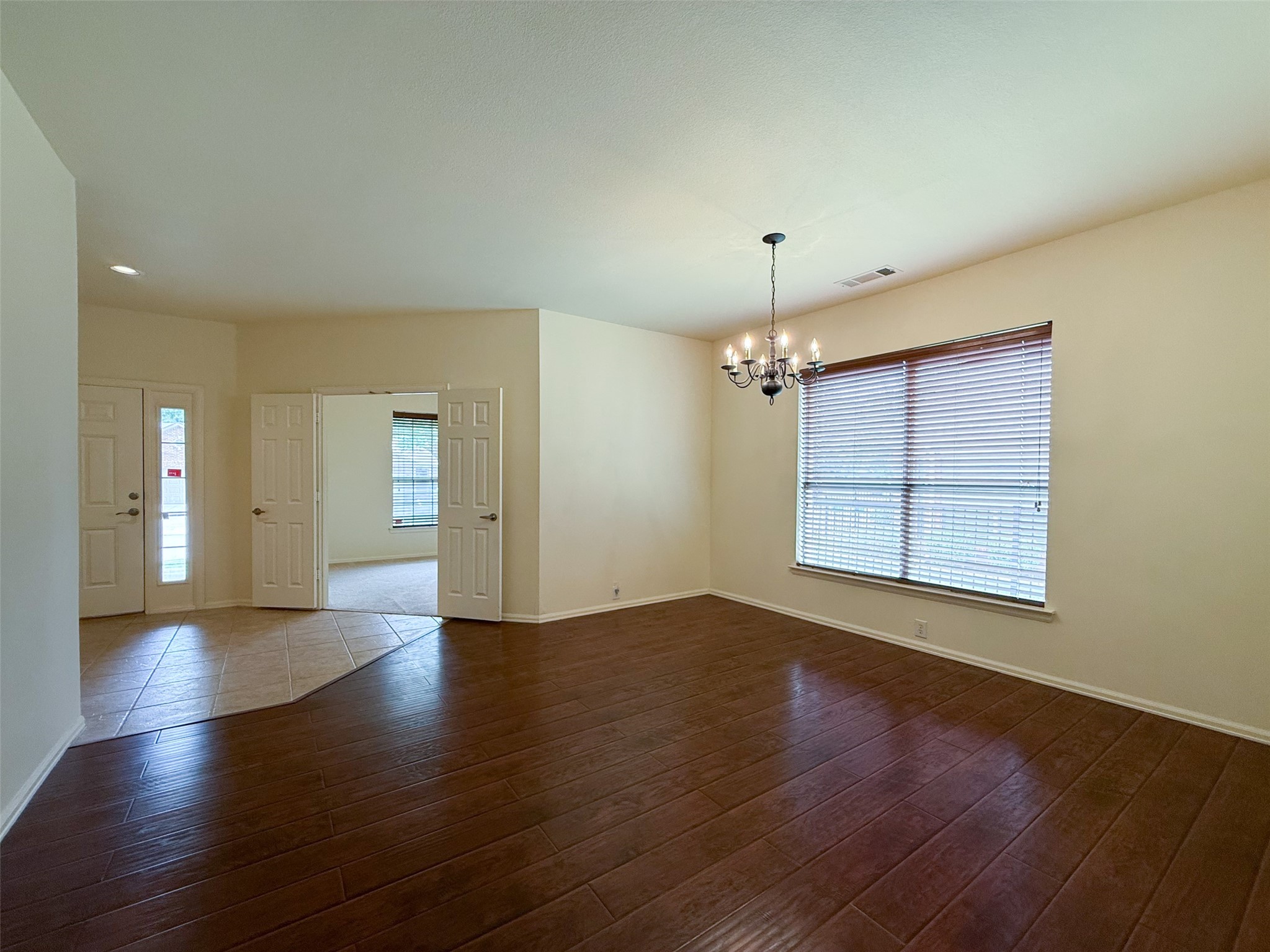 6820 Algarve Drive Denton TX 76210