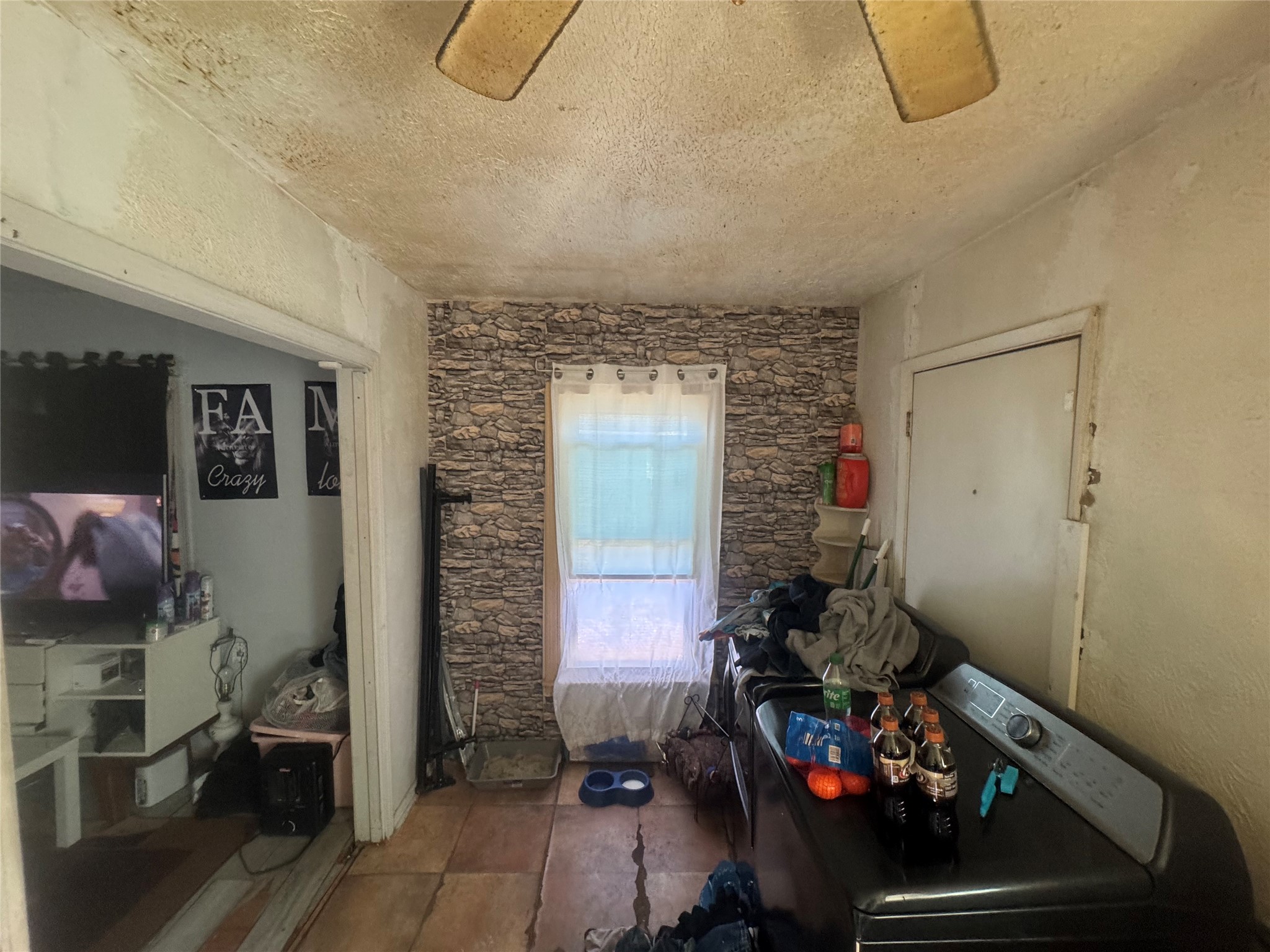 5933 Diaz Avenue Fort Worth TX 76107