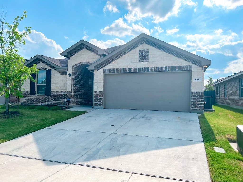8921 Dameron Drive Fort Worth TX 76131