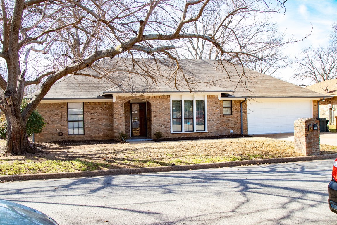 1112 Dove Hollow Road Granbury TX 76048