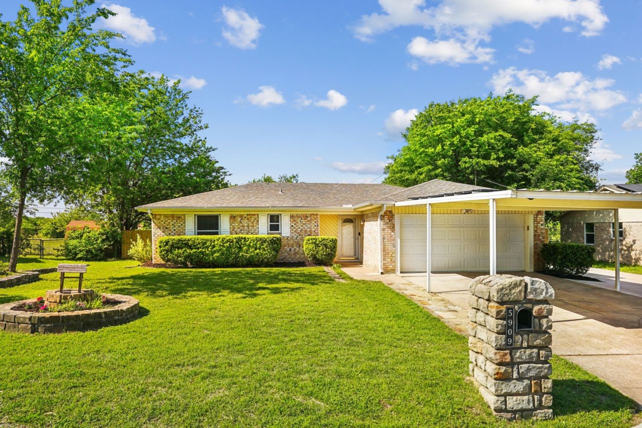 5909 Jackie Terrace Watauga TX 76148
