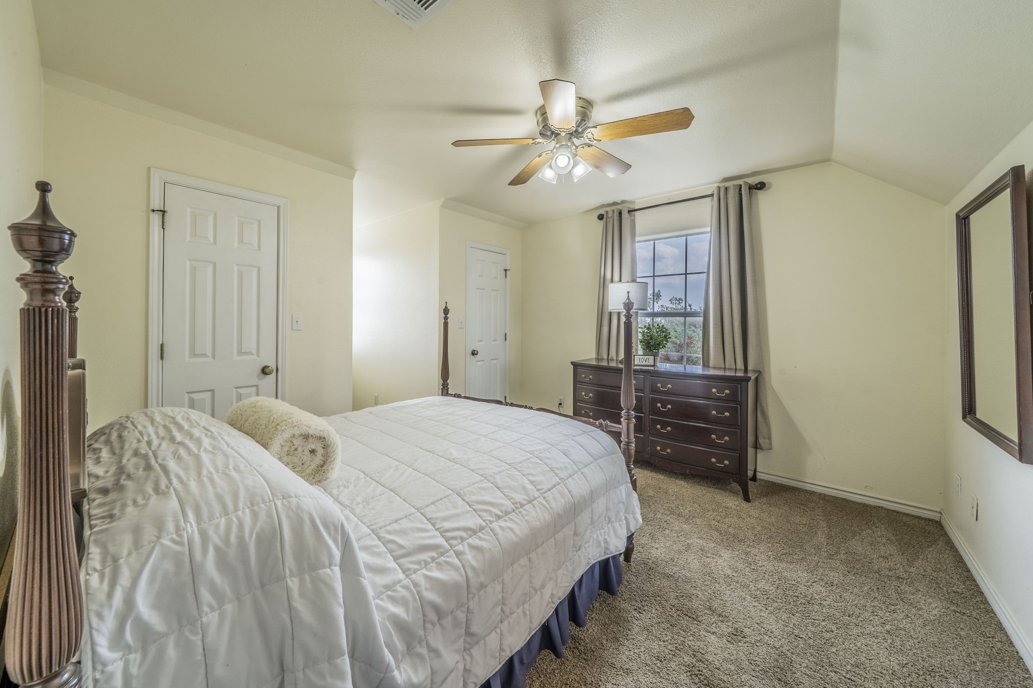 1992 Bledsoe Road Gunter TX 75058