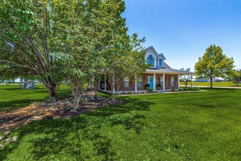 1992 Bledsoe Road Gunter TX 75058