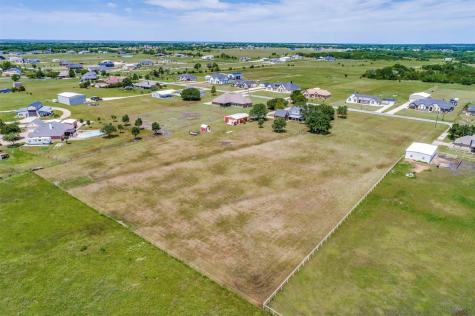 1992 Bledsoe Road Gunter TX 75058