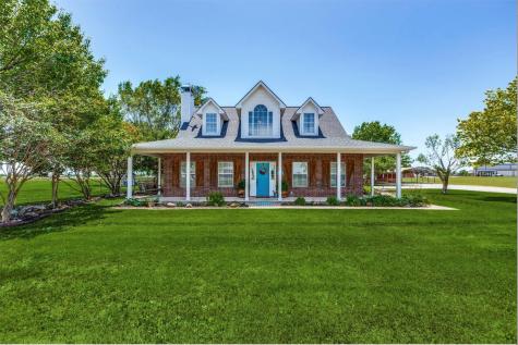 1992 Bledsoe Road Gunter TX 75058