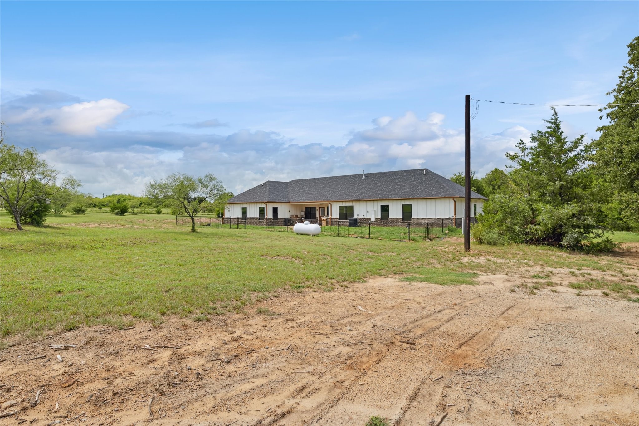 403 Polk Road Bowie TX 76230