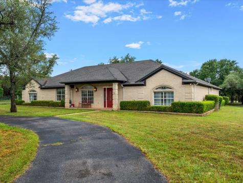 1072 Chapman Road Crawford TX 76638