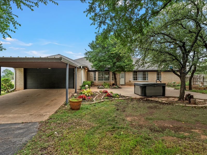 1072 Chapman Road Crawford TX 76638