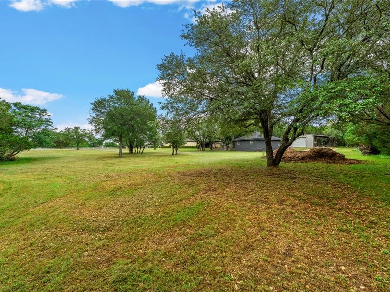 1072 Chapman Road Crawford TX 76638
