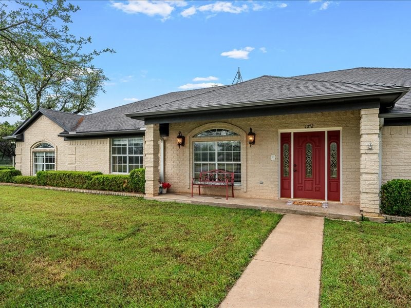 1072 Chapman Road Crawford TX 76638