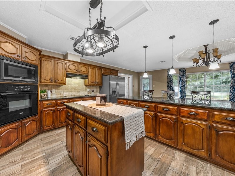 1072 Chapman Road Crawford TX 76638