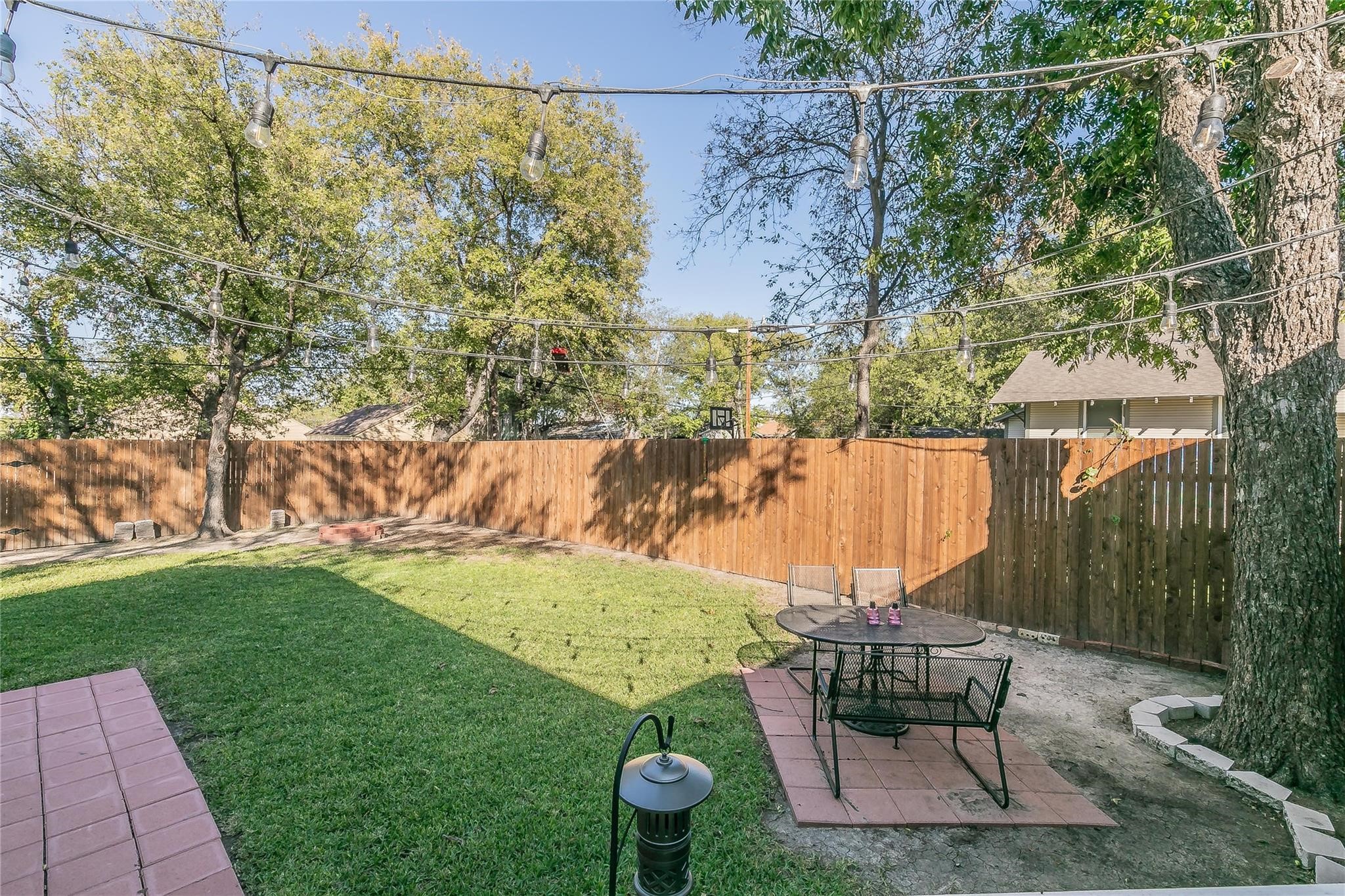 809 E Mulkey Street Fort Worth TX 76104