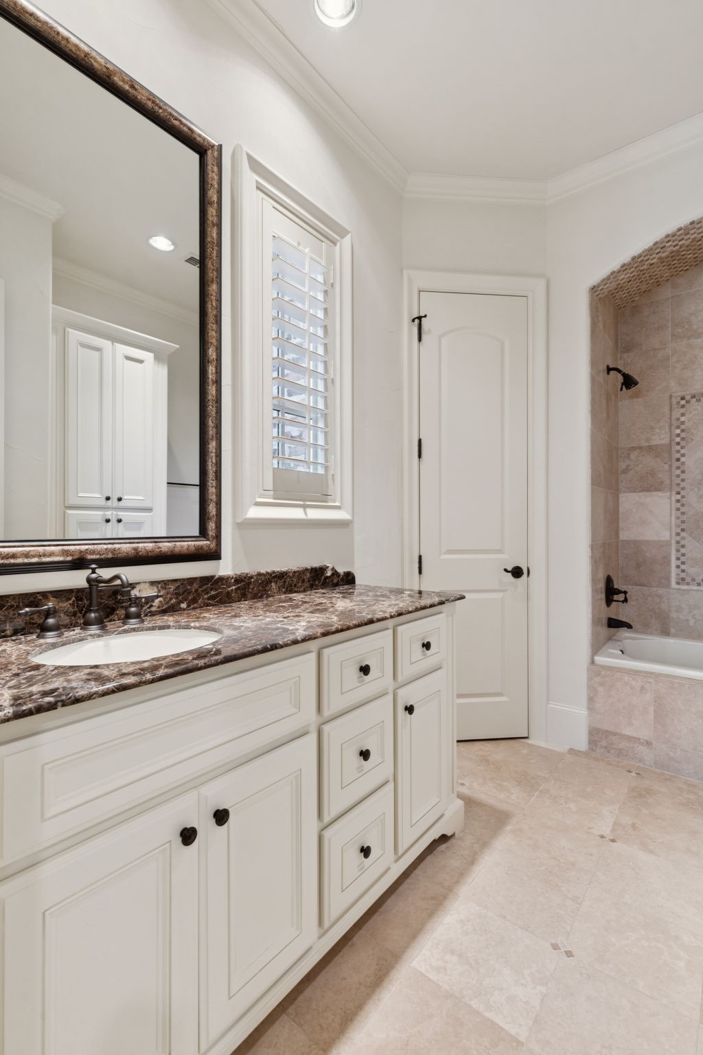 2 Bretton Creek Court Dallas TX 75220