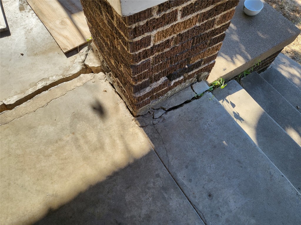 1133 E Pulaski Street Fort Worth TX 76104