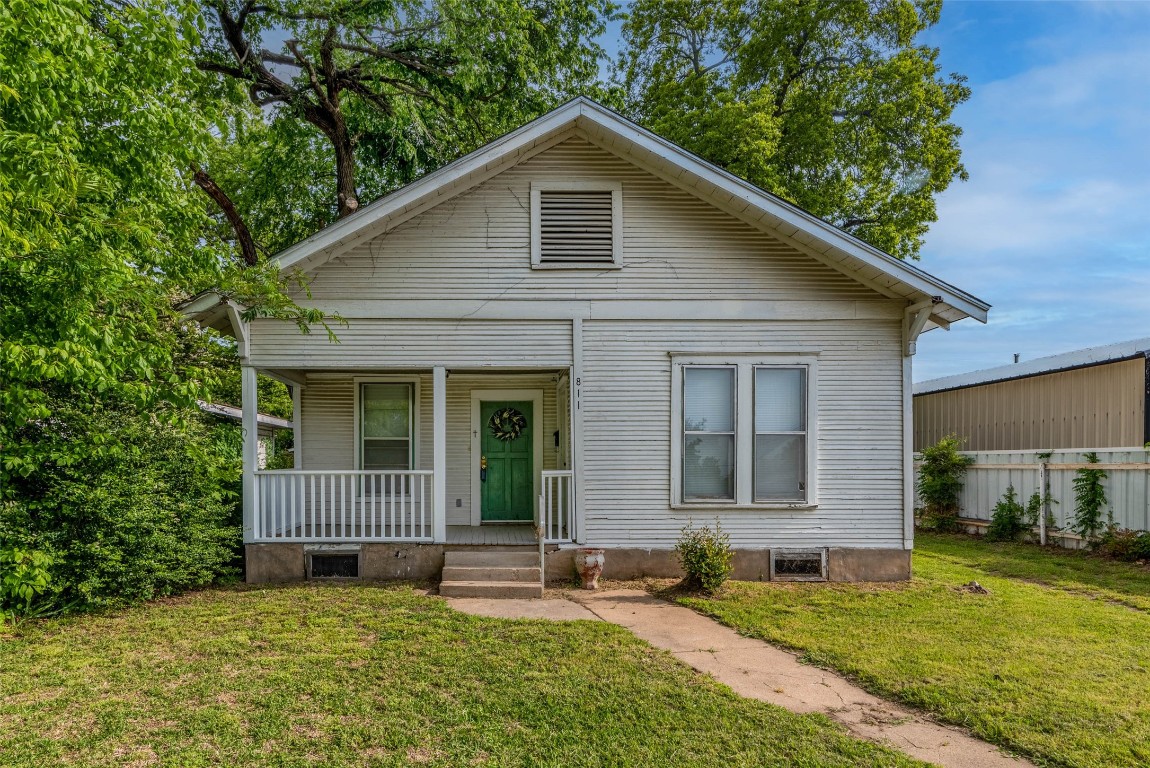 811 Morgan Denison TX 75020