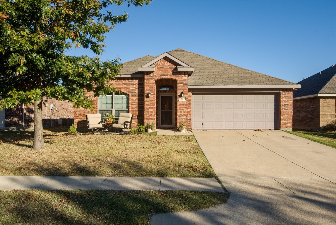 217 Rawhide Street Waxahachie TX 75165