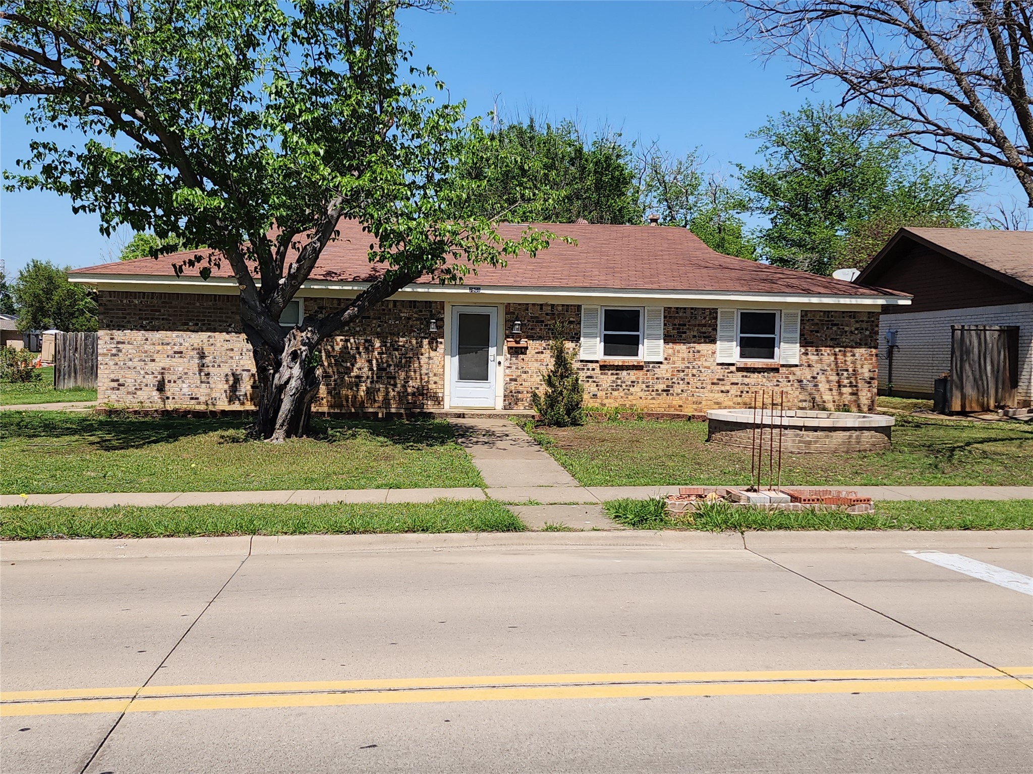 7501 Lola Drive North Richland Hills TX 76180