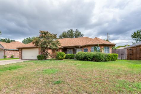 304 Modene Avenue Waxahachie TX 75165