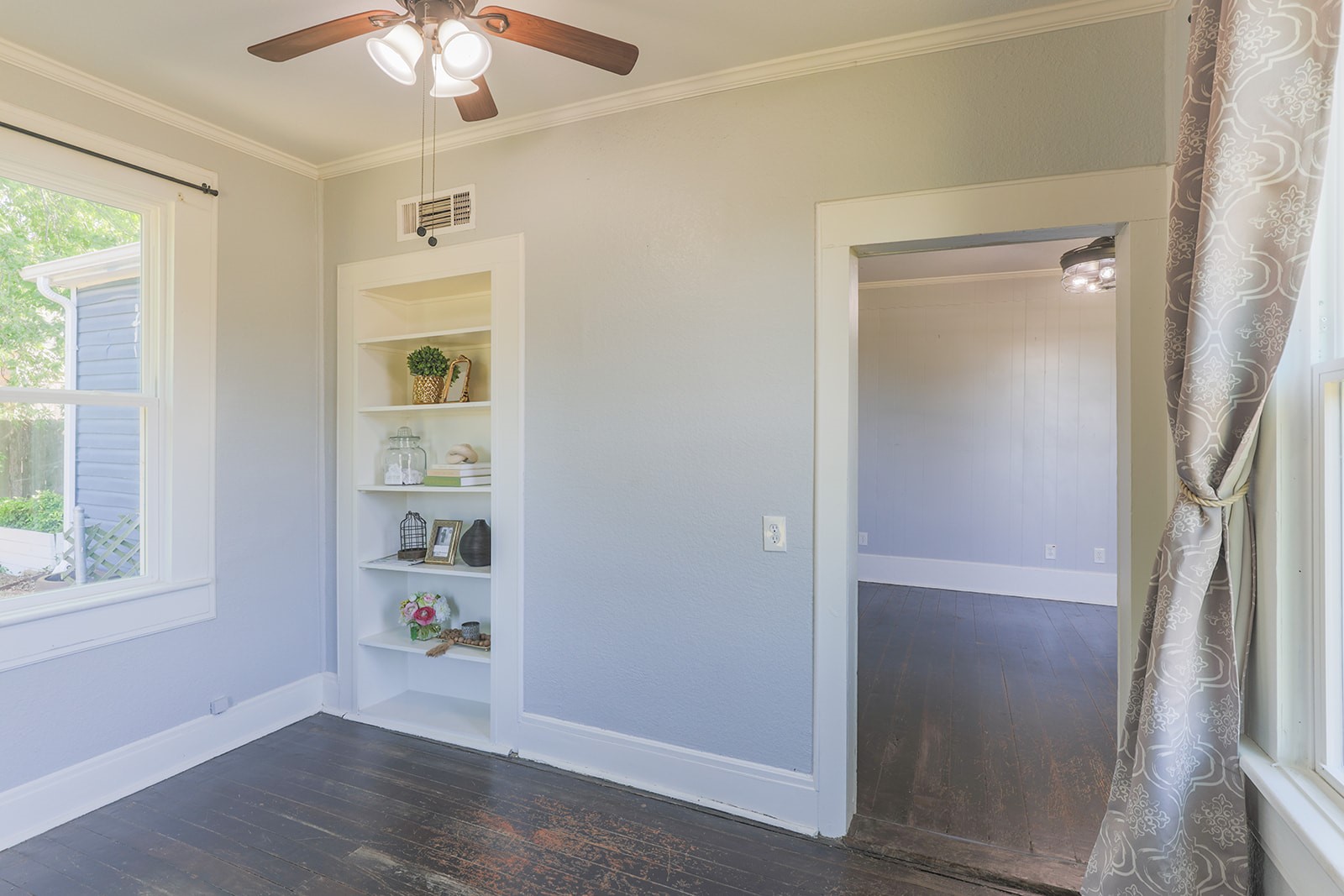 453 E Marshall Street Van Alstyne TX 75495