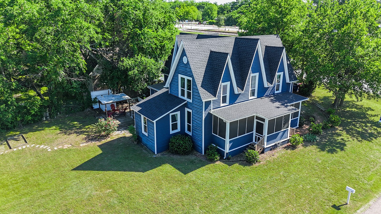 453 E Marshall Street Van Alstyne TX 75495