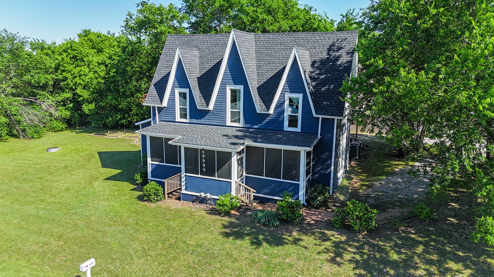 453 E Marshall Street Van Alstyne TX 75495