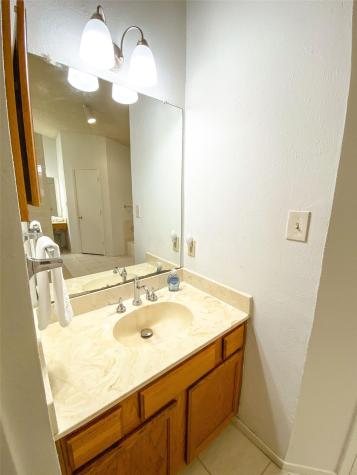 4250 Claremont Drive Grand Prairie TX 75052