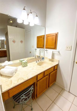 4250 Claremont Drive Grand Prairie TX 75052