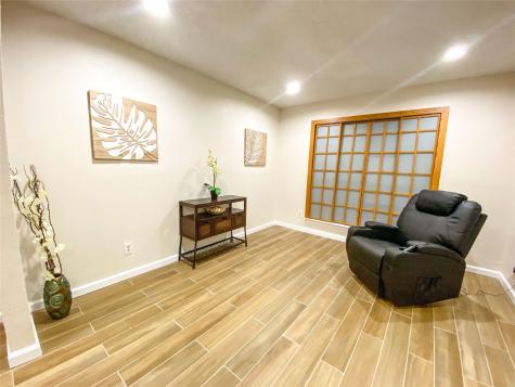 4250 Claremont Drive Grand Prairie TX 75052