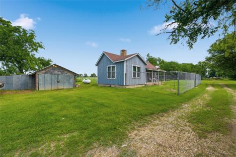 321 Hcr 2122 E Whitney TX 76692