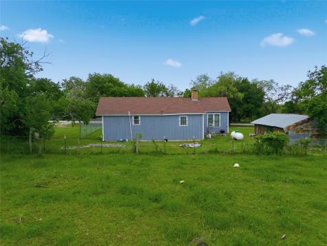 321 Hcr 2122 E Whitney TX 76692