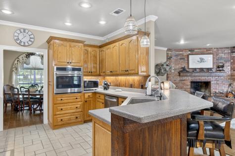 482 Center Hill Road Gainesville TX 76240