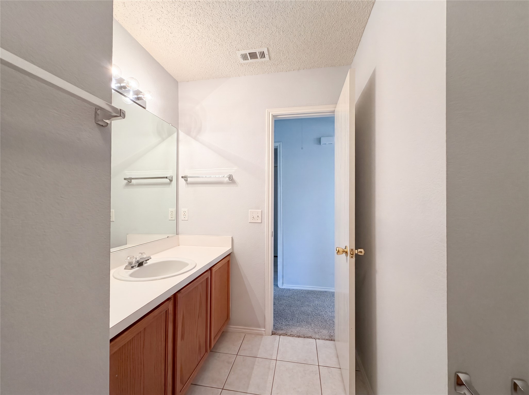 7103 Baybridge Drive Arlington TX 76002