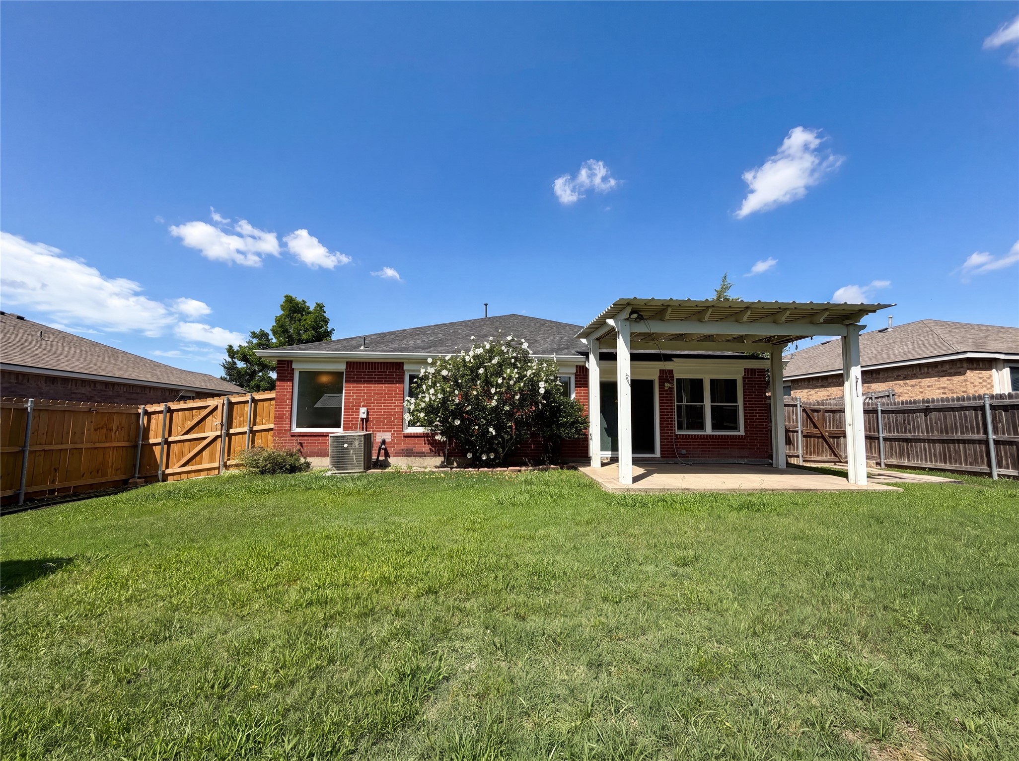 7103 Baybridge Drive Arlington TX 76002