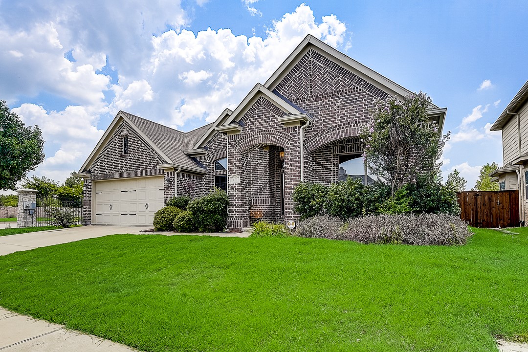 401 Bristol Street Roanoke TX 76262