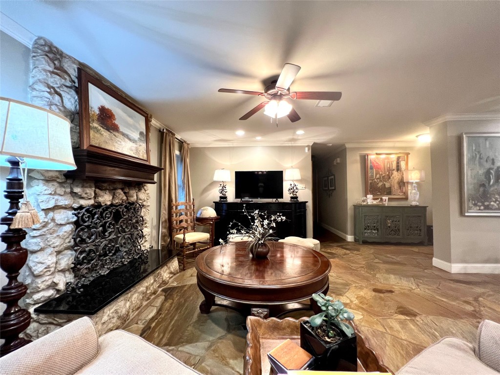 1809 Smith Lane Arlington TX 76013
