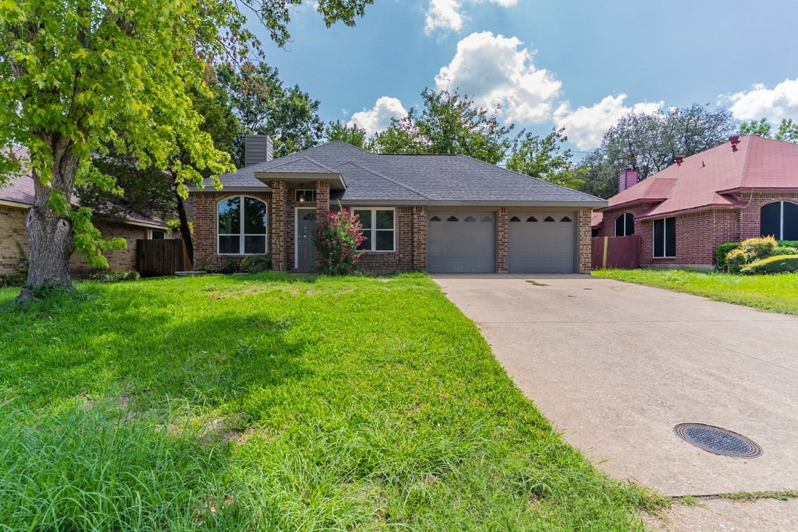 819 Shady Brook Lane Cedar Hill TX 75104