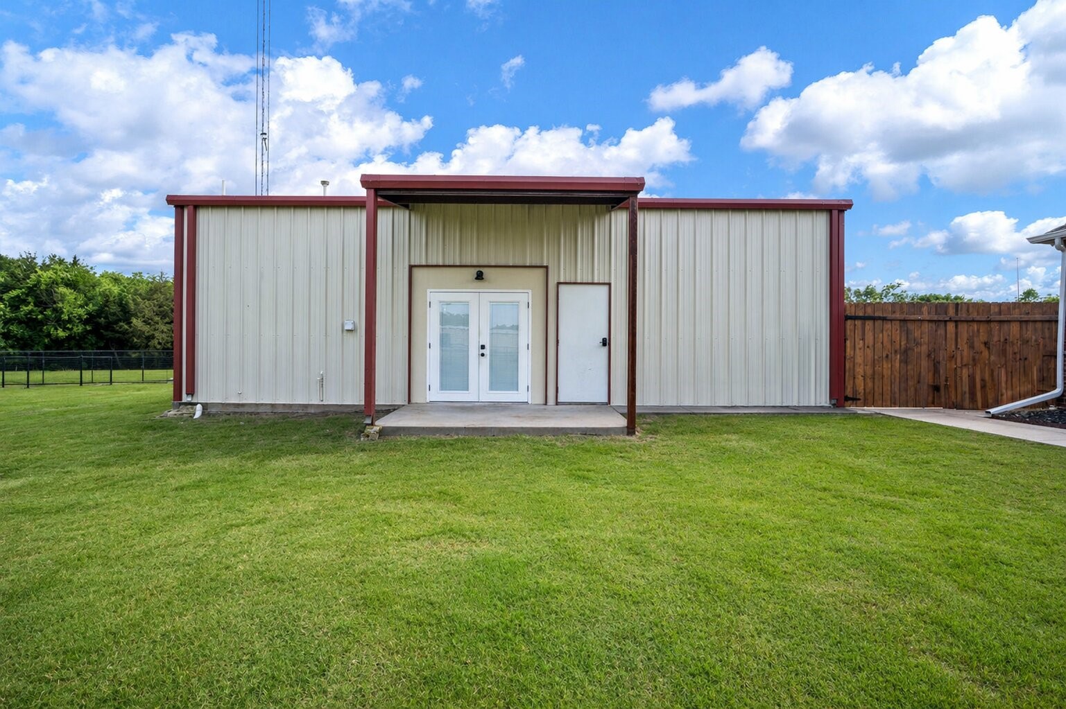 940 Lester Burt Road Farmersville TX 75442