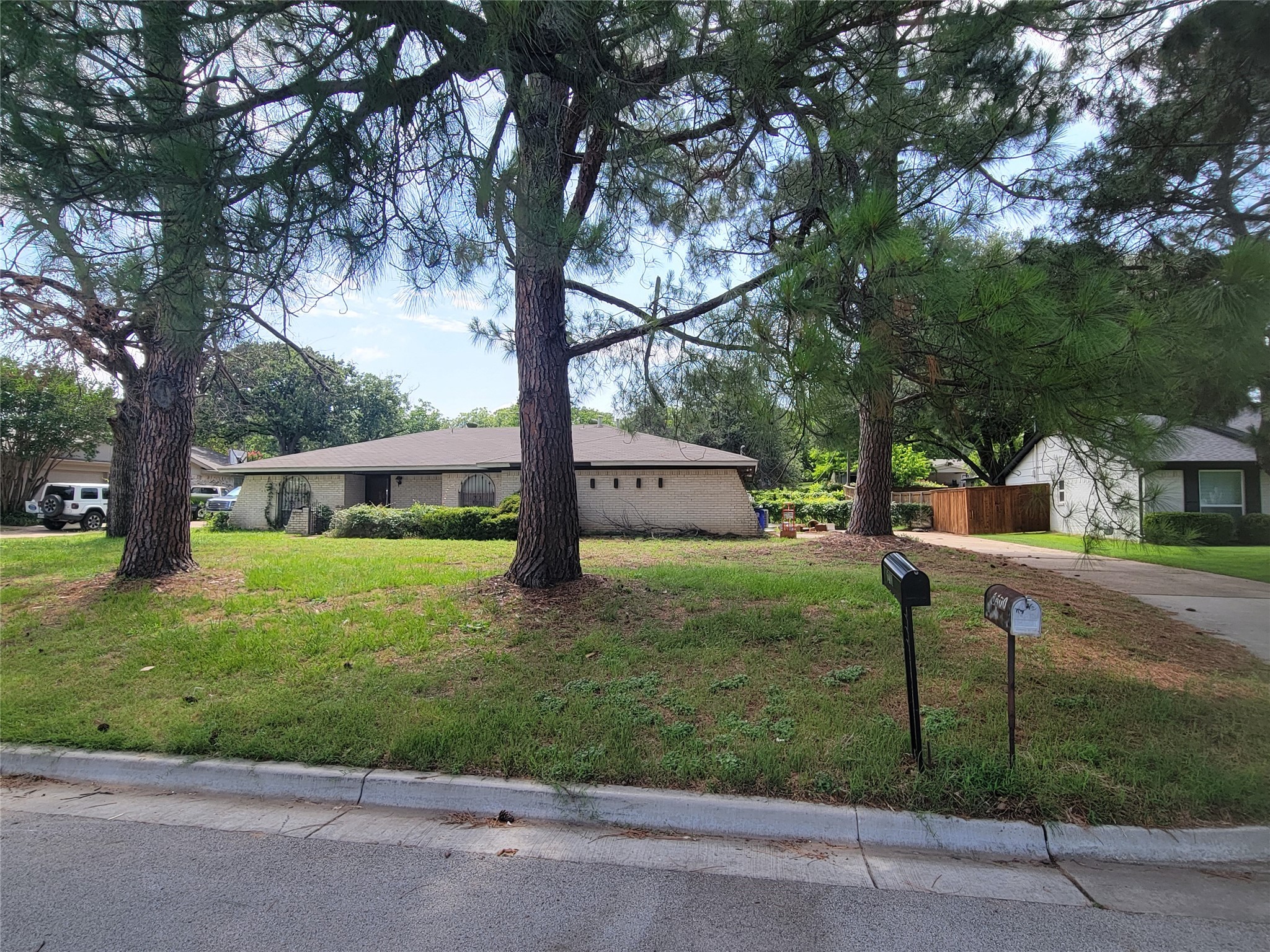 6400 Kingston Colleyville TX 76034