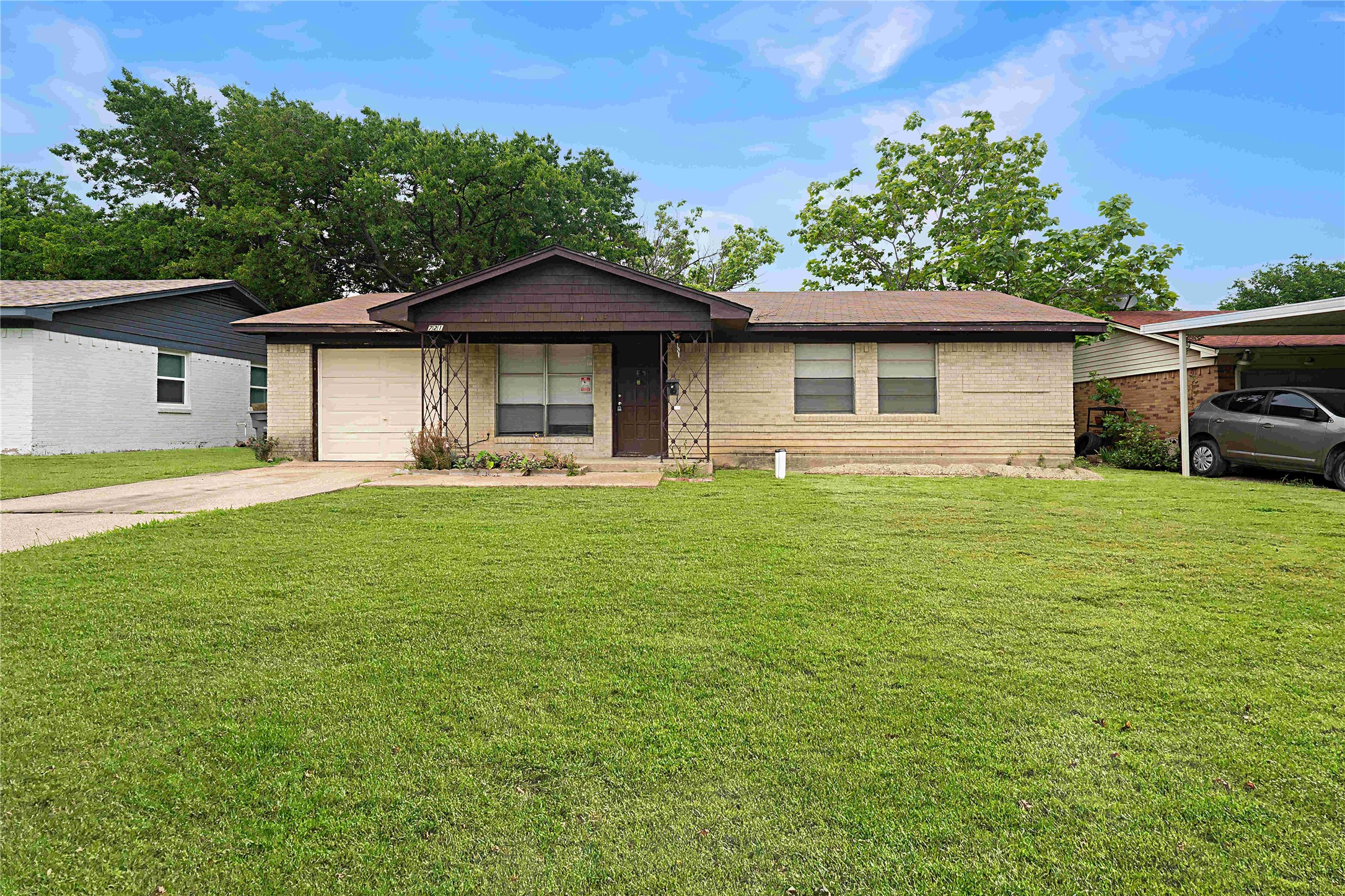 721 Ivywood Drive Dallas TX 75232