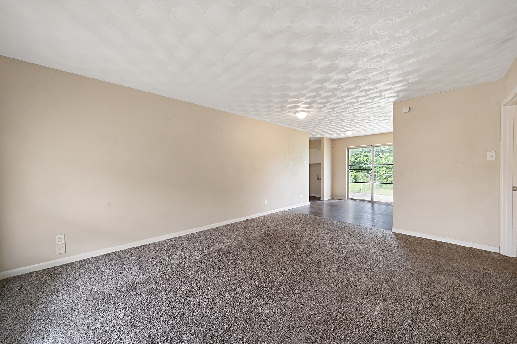 721 Ivywood Drive Dallas TX 75232