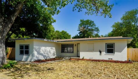 809 Carswell Terrace Arlington TX 76010