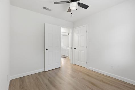 2511 Emerald Drive Mesquite TX 75150