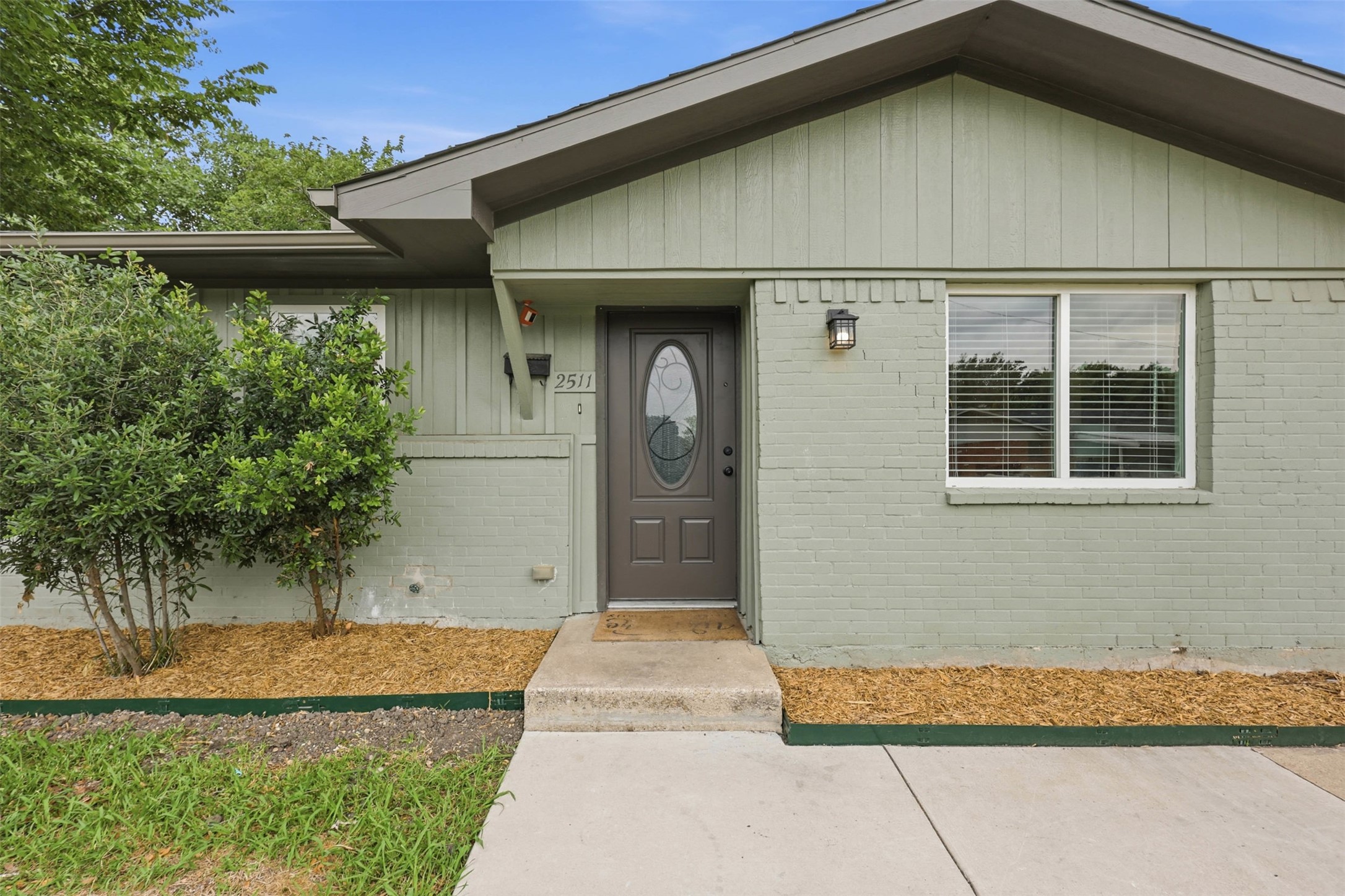 2511 Emerald Drive Mesquite TX 75150