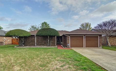 2666 Carrington Lane Grand Prairie TX 75052