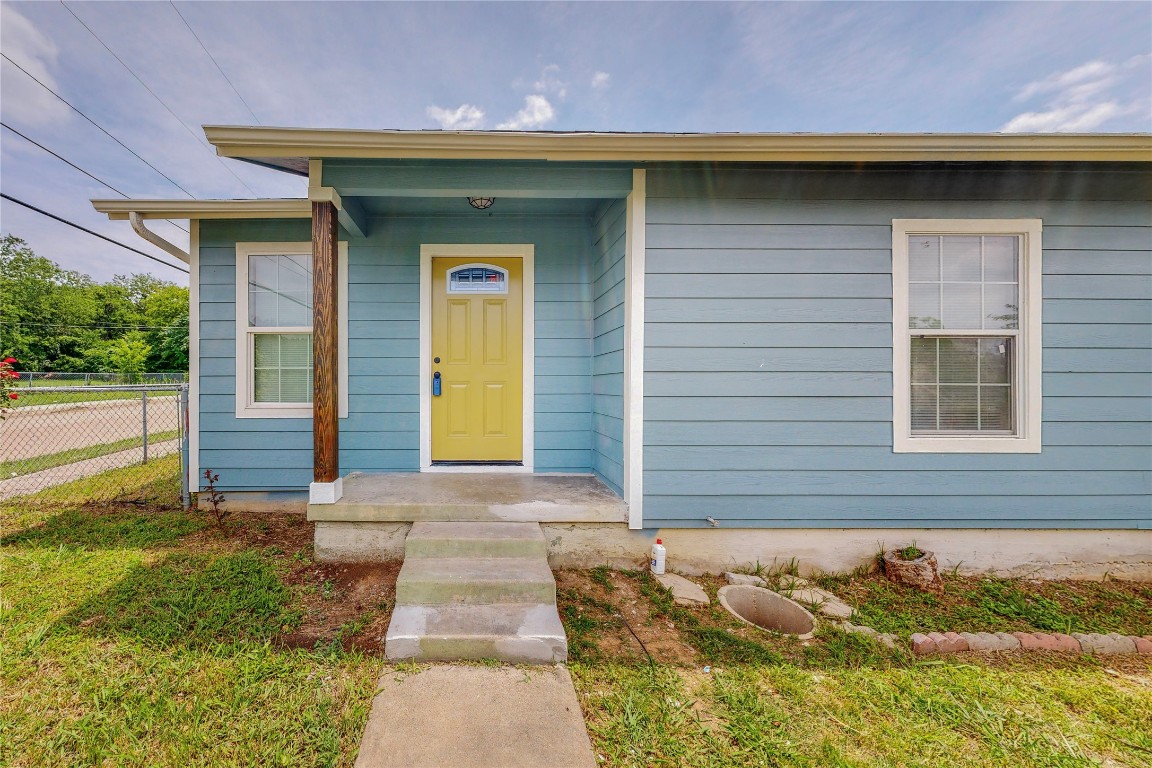 1801 Andrew Avenue Fort Worth TX 76105