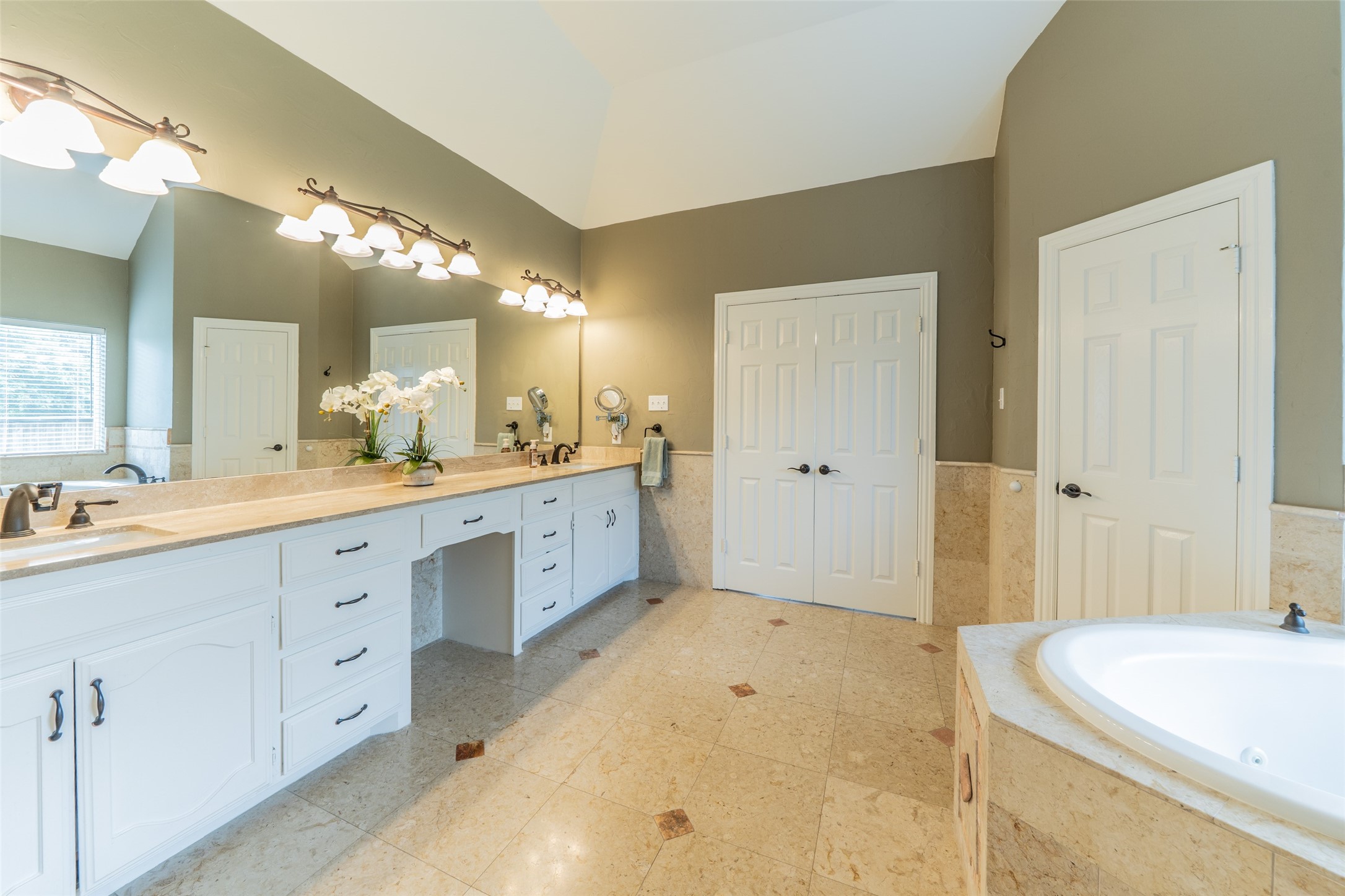 2700 Sunset Circle Plano TX 75093