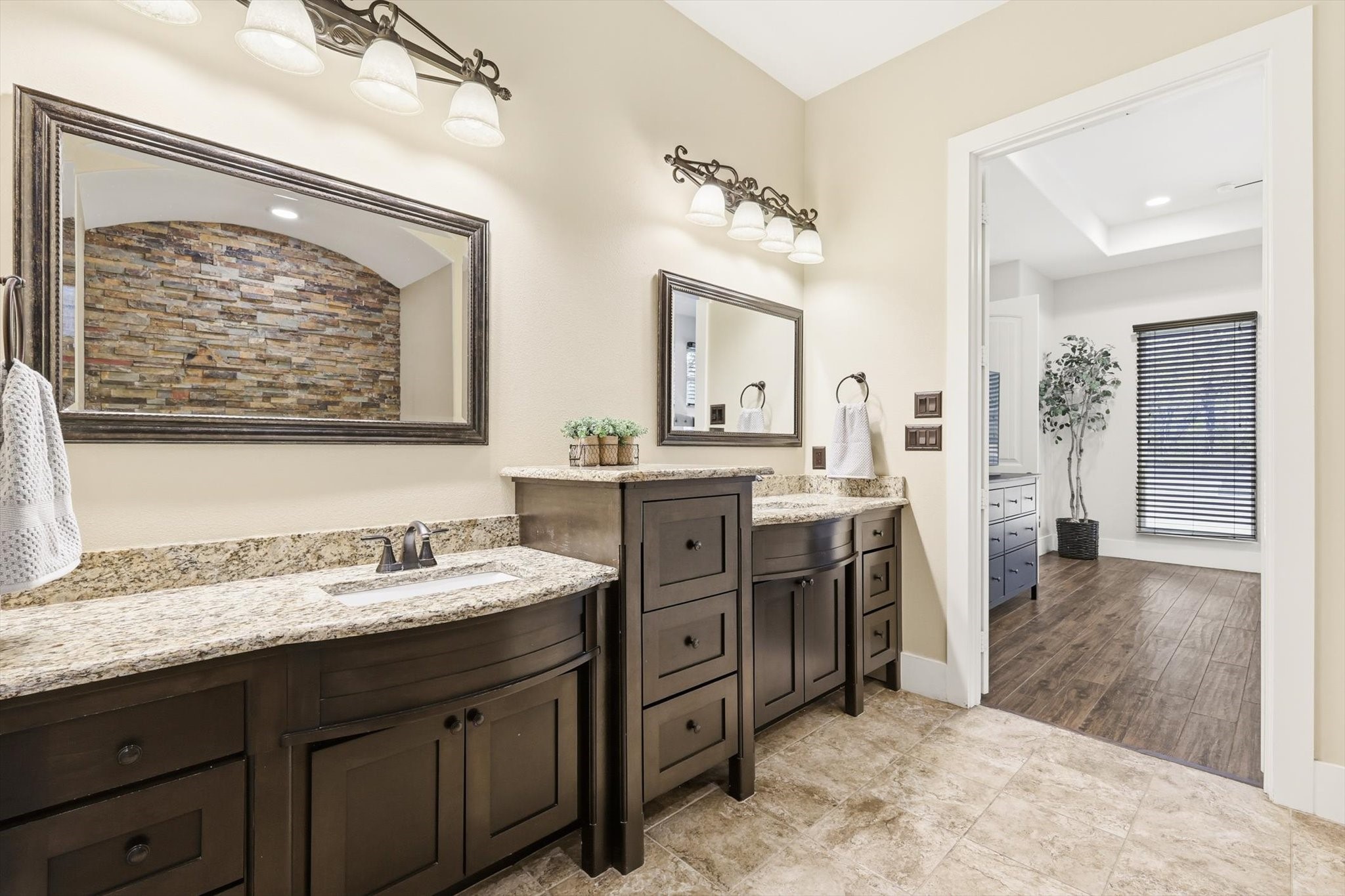 11236 Brady Oaks Court Fort Worth TX 76135