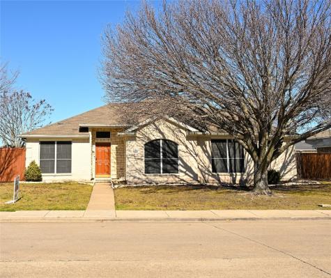 1325 Mountain Laurel Lane Desoto TX 75115