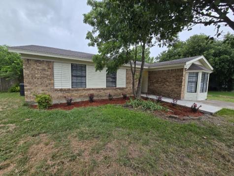 504 White Oak Lane Burleson TX 76028